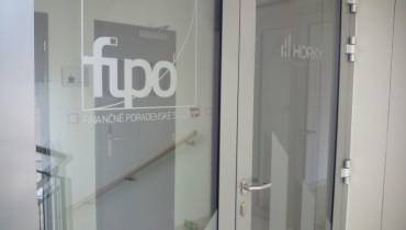 FIPO Horký - vstupní dveře firmy